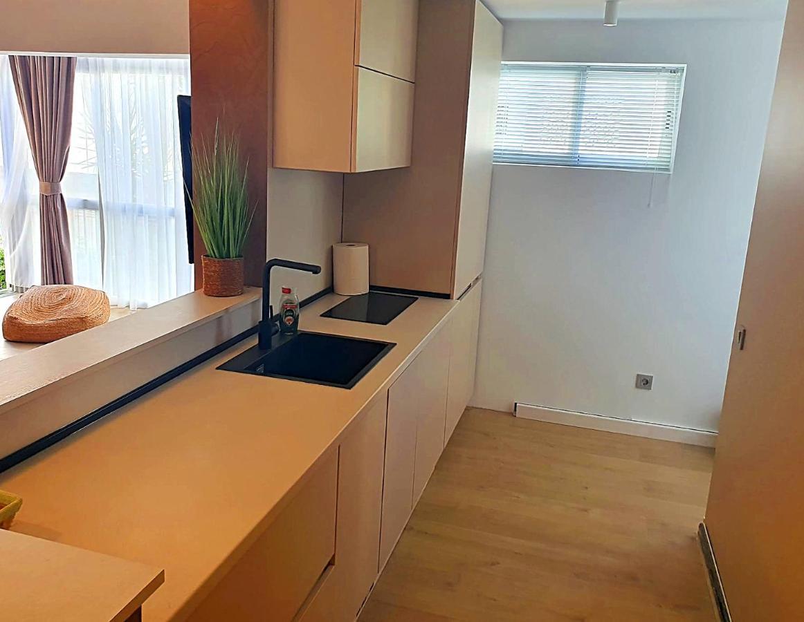 First Line Beach Beautiful Two Bedrooms بينايدورم المظهر الخارجي الصورة