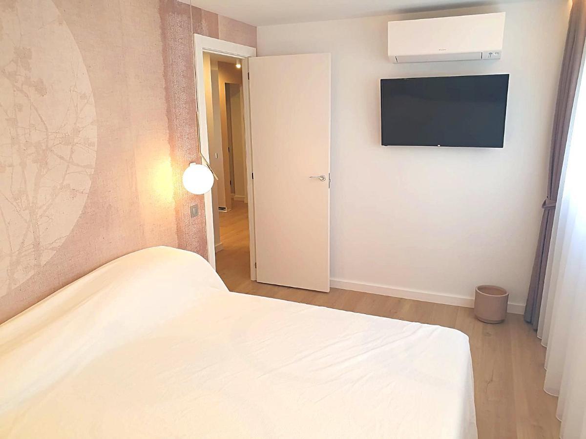First Line Beach Beautiful Two Bedrooms بينايدورم المظهر الخارجي الصورة